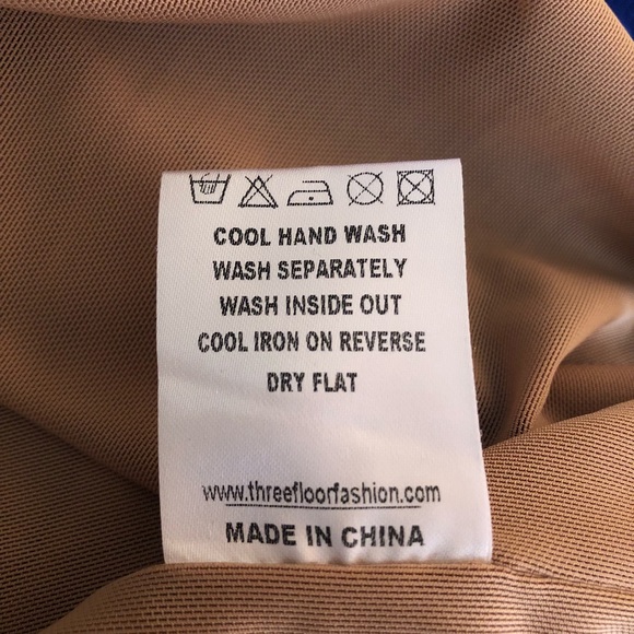 Three floor blue lace dress - Picture 8 of 8